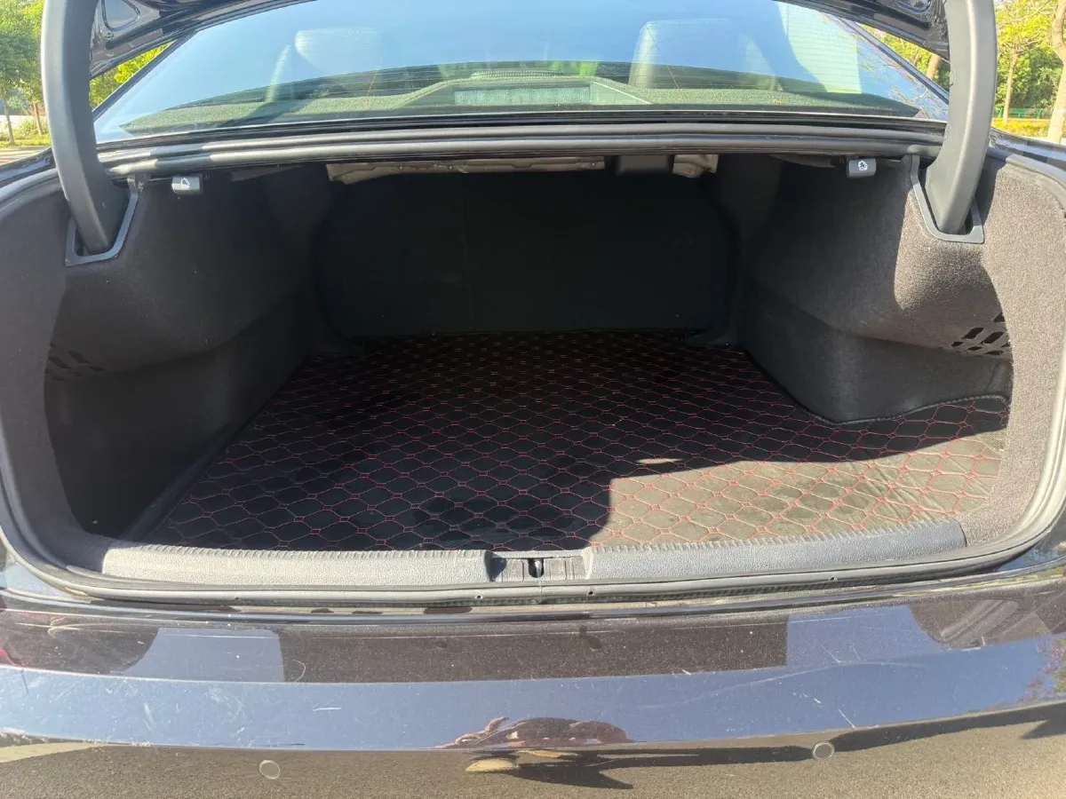 2015 Volkswagen Passat 1.8T 160HP L4 6AT,autocango,china used car exporter,china ev exporter,chinese used car exporter,chinese used ev exporter