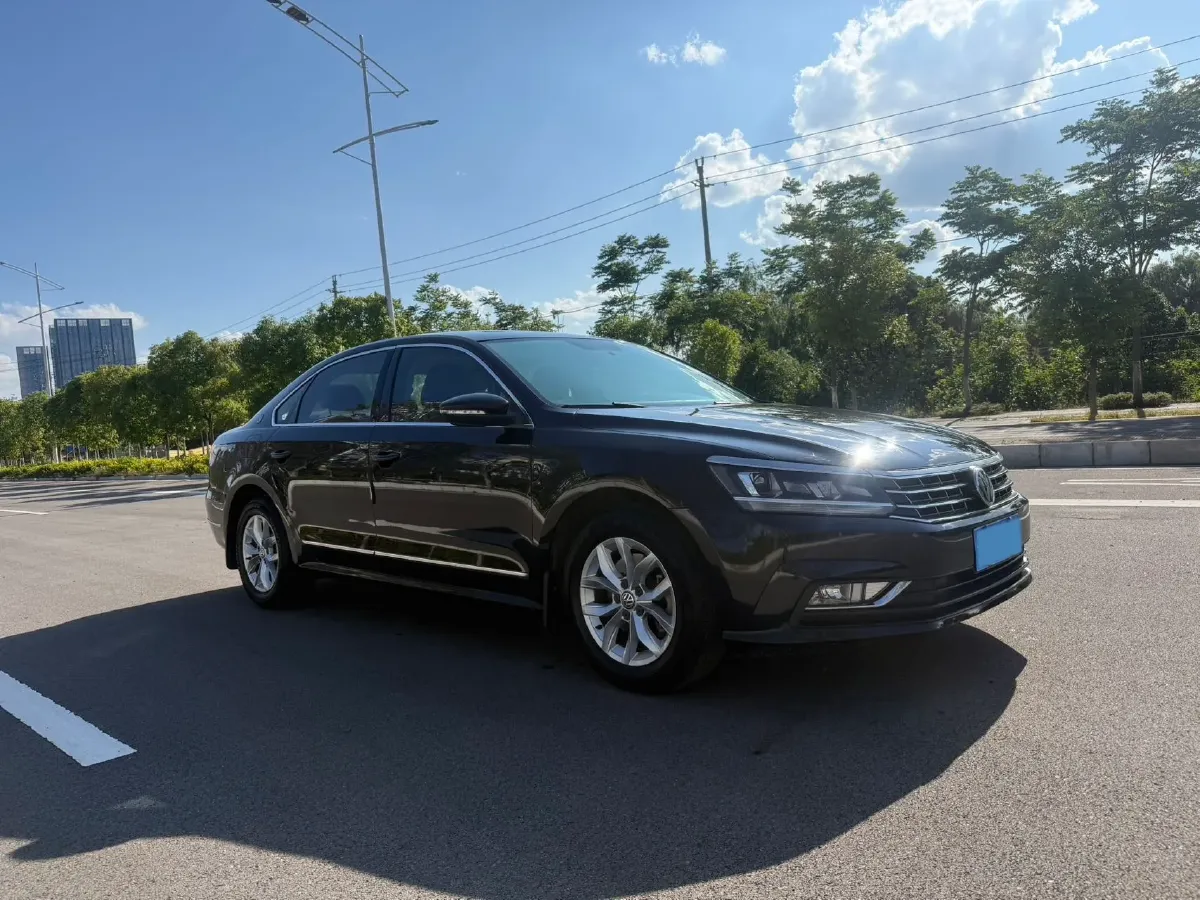 2015 Volkswagen Passat 1.8T 160HP L4 6AT,autocango,china used car exporter,china ev exporter,chinese used car exporter,chinese used ev exporter