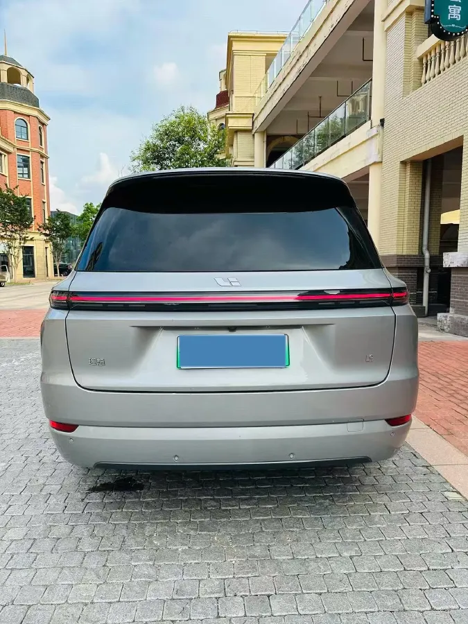 2022 Li L9 Range Extended 154HP REEV 42.6KWH,autocango,china used car exporter,china ev exporter,chinese used car exporter,chinese used ev exporter