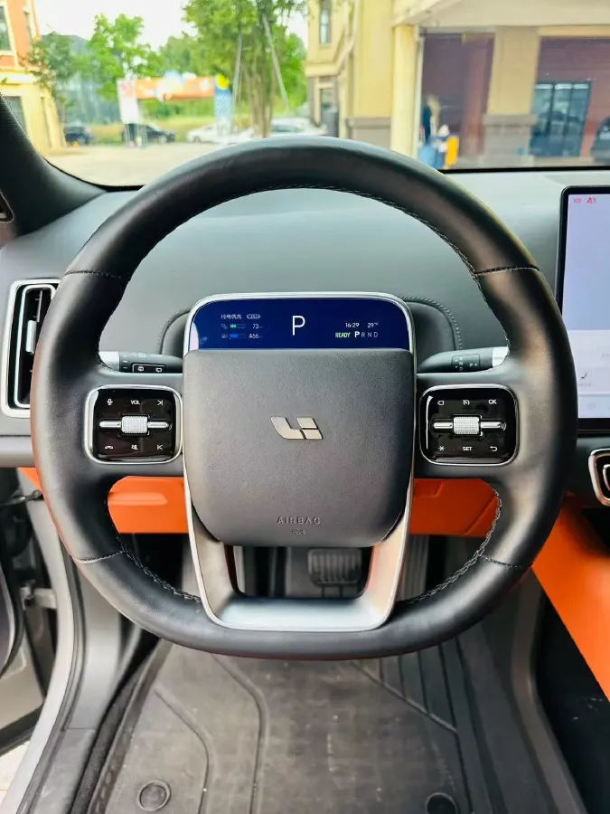 2022 Li L9 Range Extended 154HP REEV 42.6KWH,autocango,china used car exporter,china ev exporter,chinese used car exporter,chinese used ev exporter