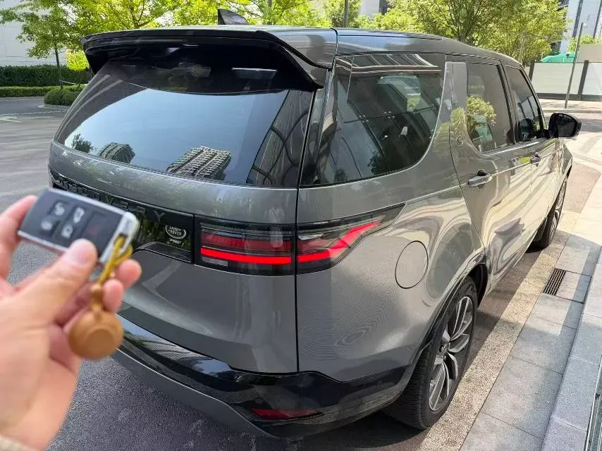 2021 Land Rover Discovery 3.0T 360HP L6 8AT,autocango,china used car exporter,china ev exporter,chinese used car exporter,chinese used ev exporter
