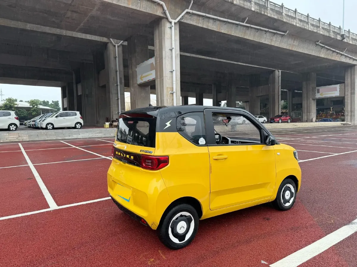 2021 WuLing HongGuang MINI EV BEV 9KWH,autocango,china used car exporter,china ev exporter,chinese used car exporter,chinese used ev exporter