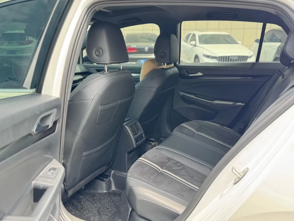 2021 Volkswagen Golf 1.4T 150HP L4 7DCT,autocango,china used car exporter,china ev exporter,chinese used car exporter,chinese used ev exporter