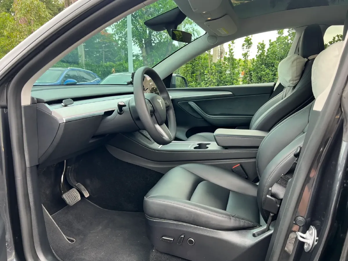 2024 Iveco OuSheng BEV 77.28KWH,autocango,china used car exporter,china ev exporter,chinese used car exporter,chinese used ev exporter