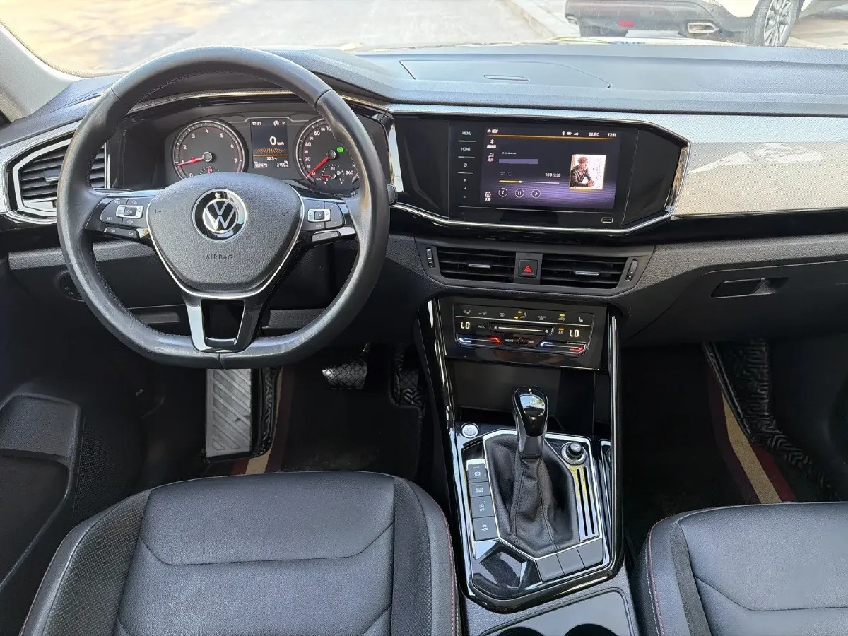 2021 Volkswagen Tayron 2.0T 186HP L4 7DCT,autocango,china used car exporter,china ev exporter,chinese used car exporter,chinese used ev exporter