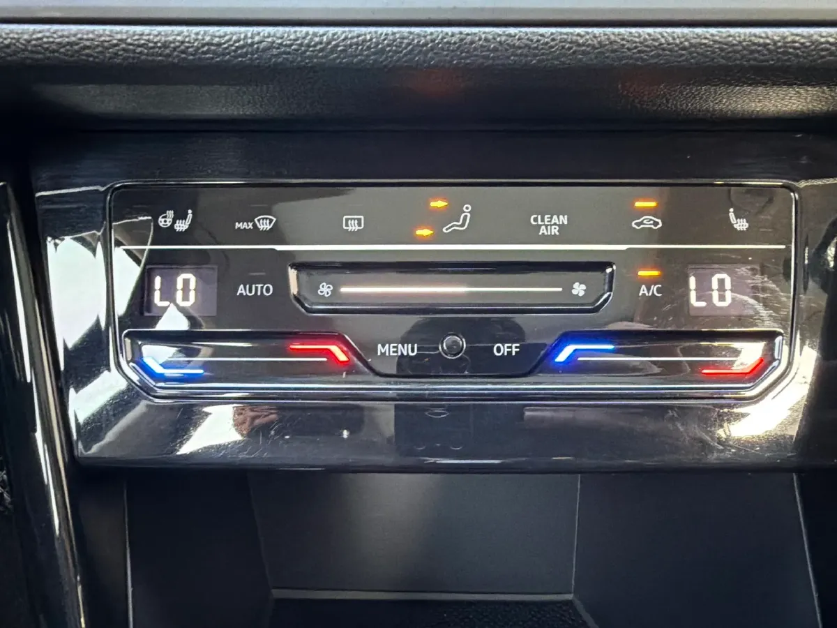 2021 Volkswagen Tayron 2.0T 186HP L4 7DCT,autocango,china used car exporter,china ev exporter,chinese used car exporter,chinese used ev exporter