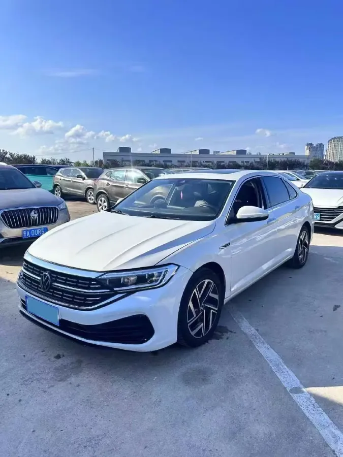 2023 Volkswagen Sagitar 1.2T 116HP L4 7DCT,autocango,china used car exporter,china ev exporter,chinese used car exporter,chinese used ev exporter