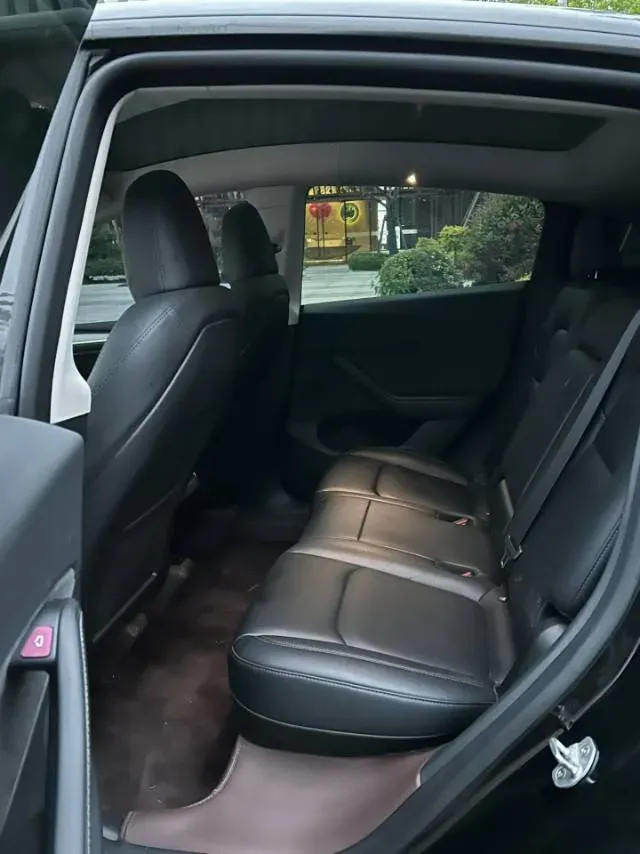 2022 BMW 3 Series 2.0T 184HP L4 8AT,autocango,china used car exporter,china ev exporter,chinese used car exporter,chinese used ev exporter