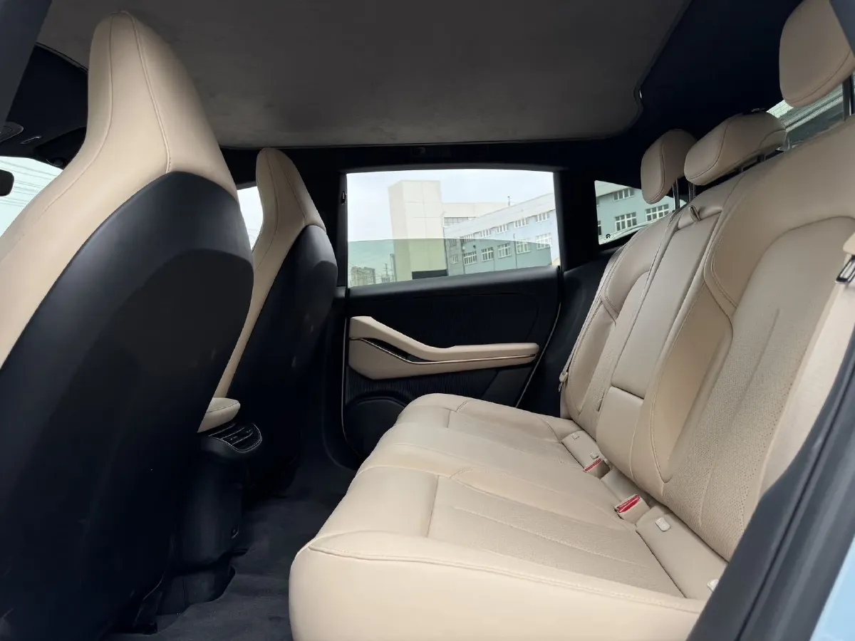 2022 JunTian HeiWuShi Youth 2.0T 203HP L4 6AT,autocango,china used car exporter,china ev exporter,chinese used car exporter,chinese used ev exporter