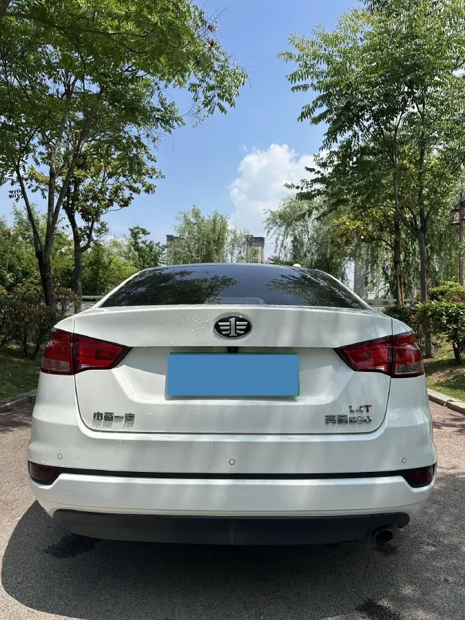 2019 Bestune B50 1.4T 136HP L4 6AT,autocango,china used car exporter,china ev exporter,chinese used car exporter,chinese used ev exporter