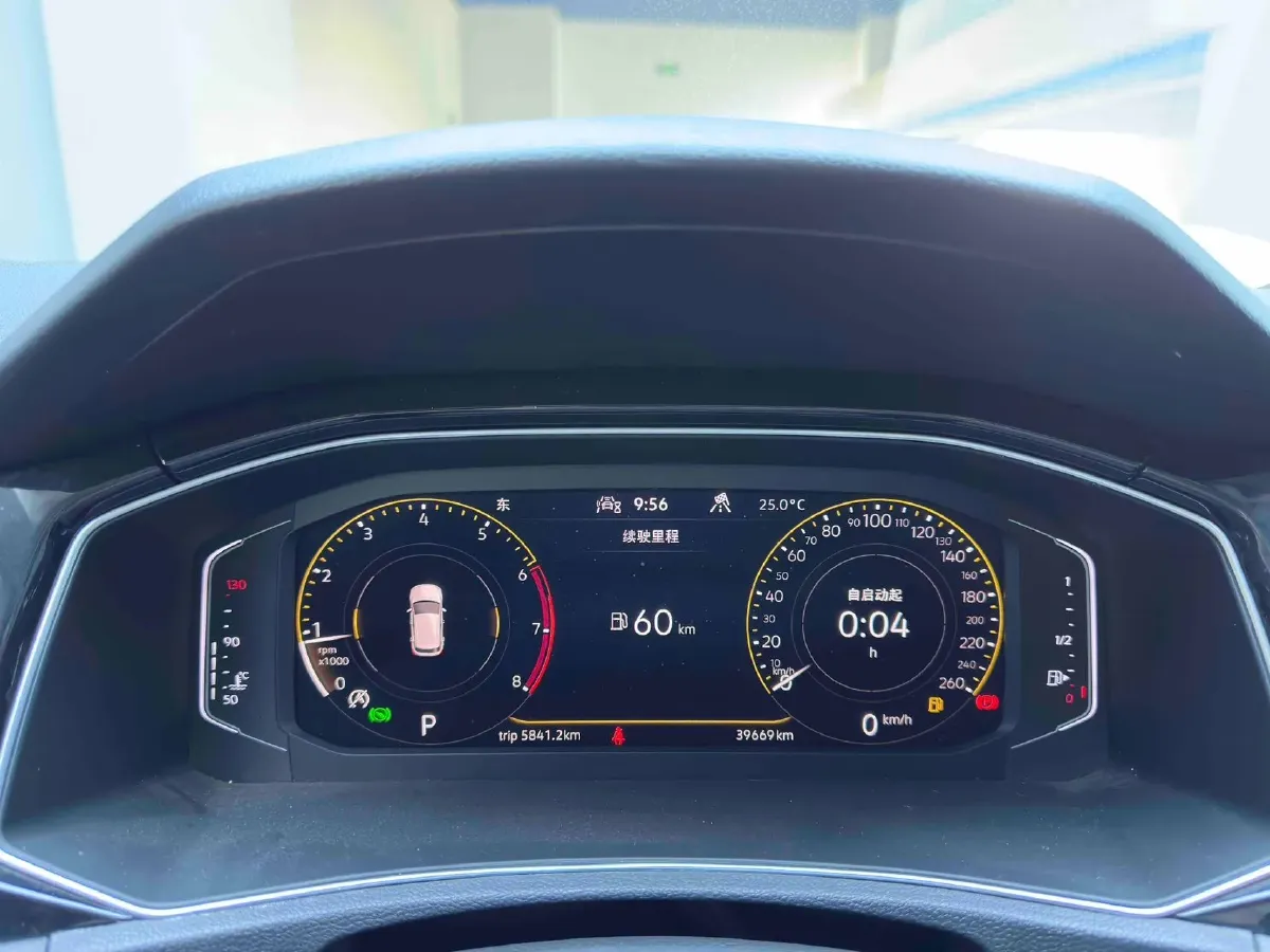 2022 Volkswagen T-Roc 1.4T 150HP L4 7DCT,autocango,china used car exporter,china ev exporter,chinese used car exporter,chinese used ev exporter