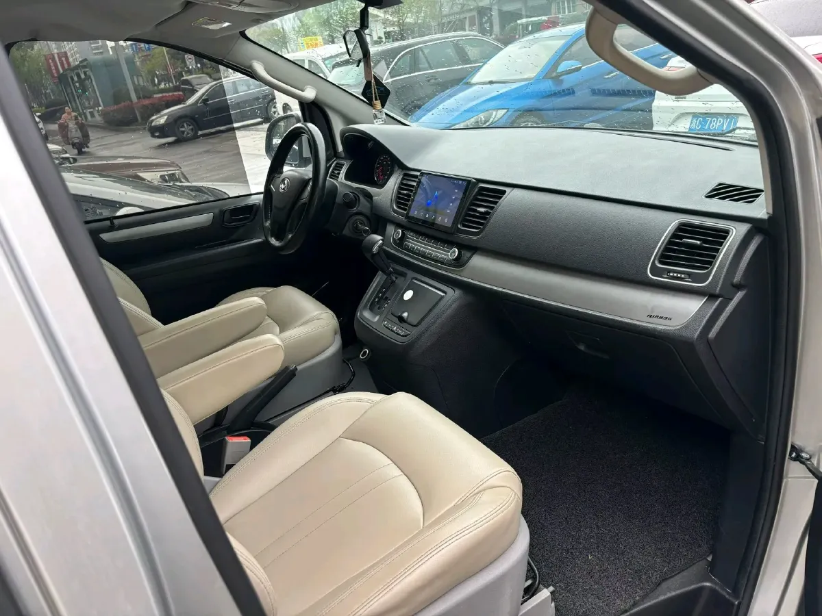 2016 MAXUS G10 2.0T 224HP L4 6AT,autocango,china used car exporter,china ev exporter,chinese used car exporter,chinese used ev exporter