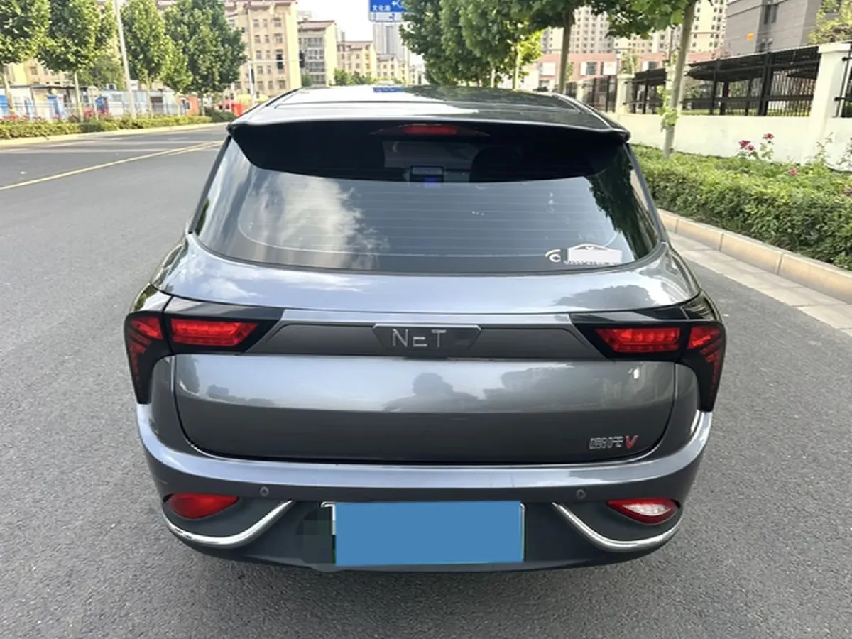 2022 ChangAn Oshan X7 Plus 1.5T 188HP L4 7DCT,autocango,china used car exporter,china ev exporter,chinese used car exporter,chinese used ev exporter