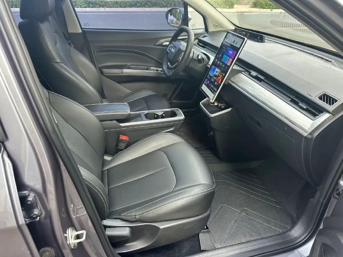 2022 ChangAn Oshan X7 Plus 1.5T 188HP L4 7DCT,autocango,china used car exporter,china ev exporter,chinese used car exporter,chinese used ev exporter