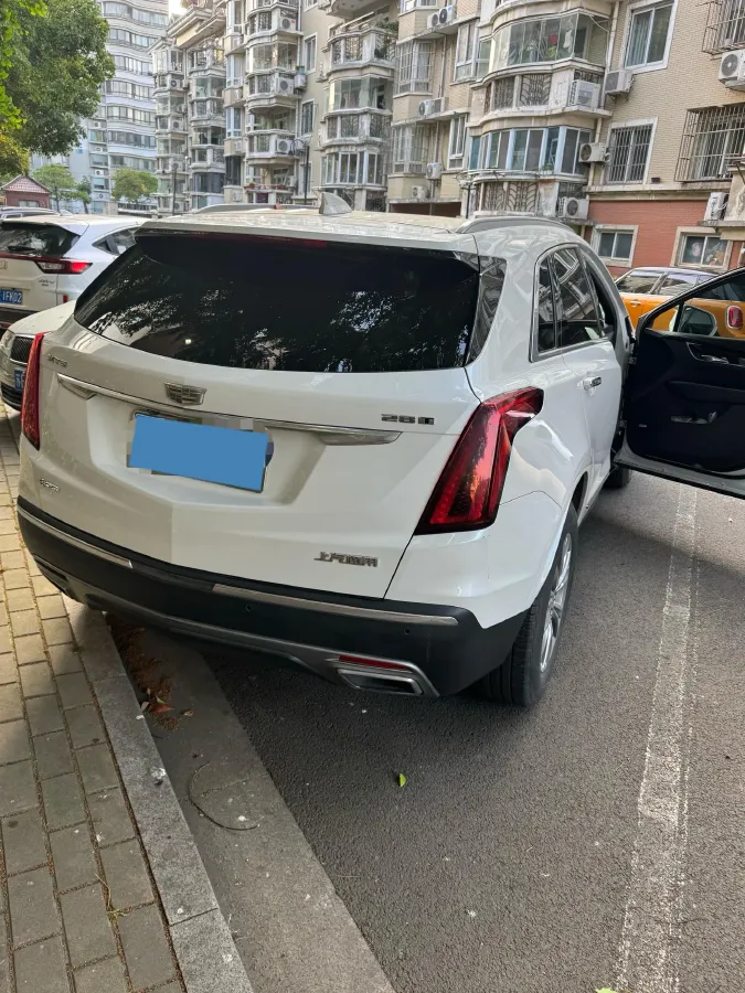 2020 Cadillac XT5 2.0T 241HP L4 9AT,autocango,china used car exporter,china ev exporter,chinese used car exporter,chinese used ev exporter