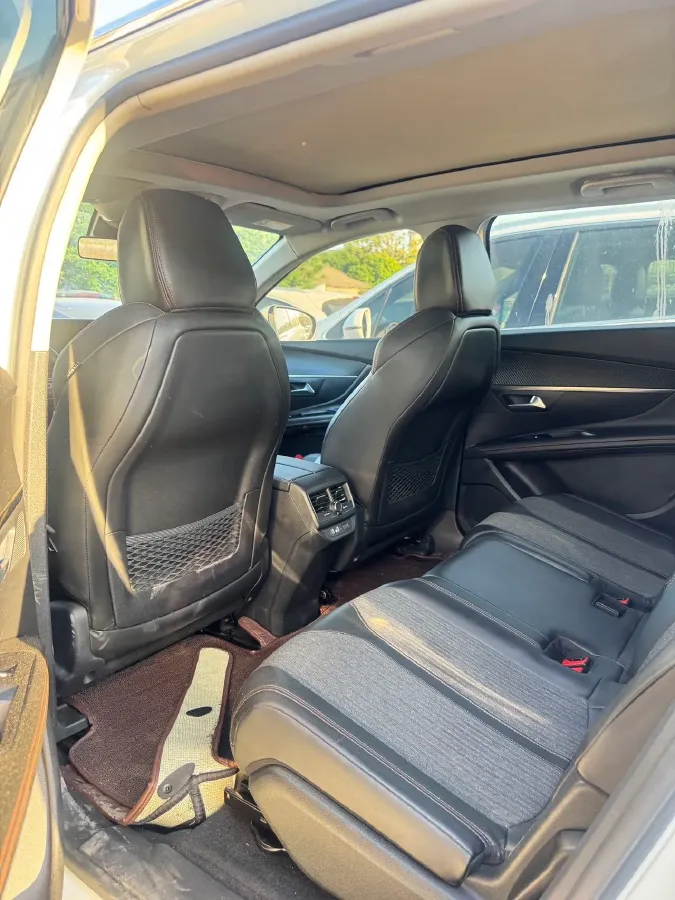 2019 Peugeot 5008 1.6T 170HP L4 6AT,autocango,china used car exporter,china ev exporter,chinese used car exporter,chinese used ev exporter