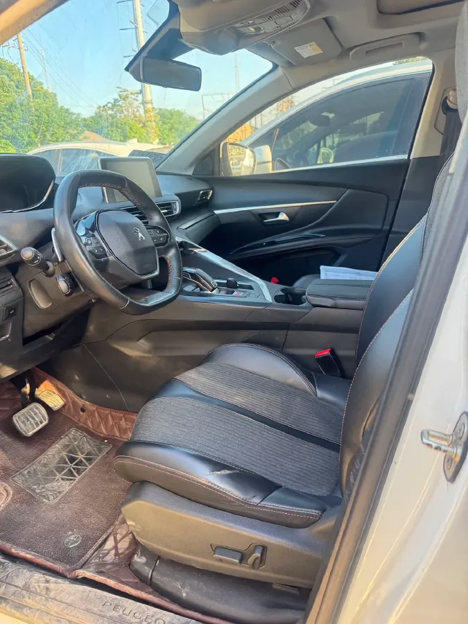 2019 Peugeot 5008 1.6T 170HP L4 6AT,autocango,china used car exporter,china ev exporter,chinese used car exporter,chinese used ev exporter