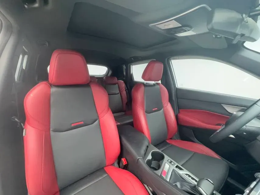 2022 ChangAn CS35 Plus 1.4T 160HP L4 7DCT,autocango,china used car exporter,china ev exporter,chinese used car exporter,chinese used ev exporter