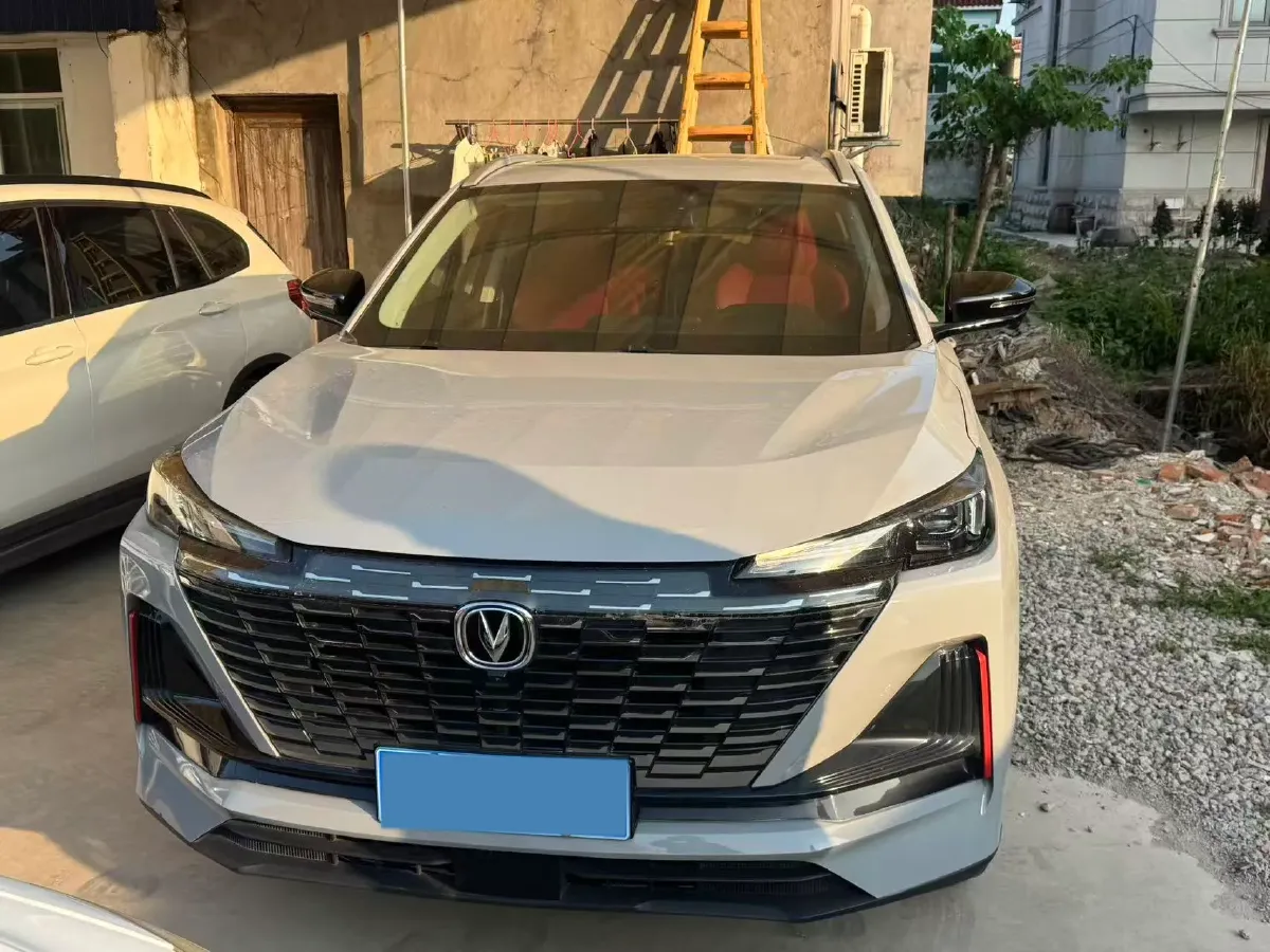 2022 ChangAn Oshan X7 Plus 1.5T 188HP L4 7DCT,autocango,china used car exporter,china ev exporter,chinese used car exporter,chinese used ev exporter