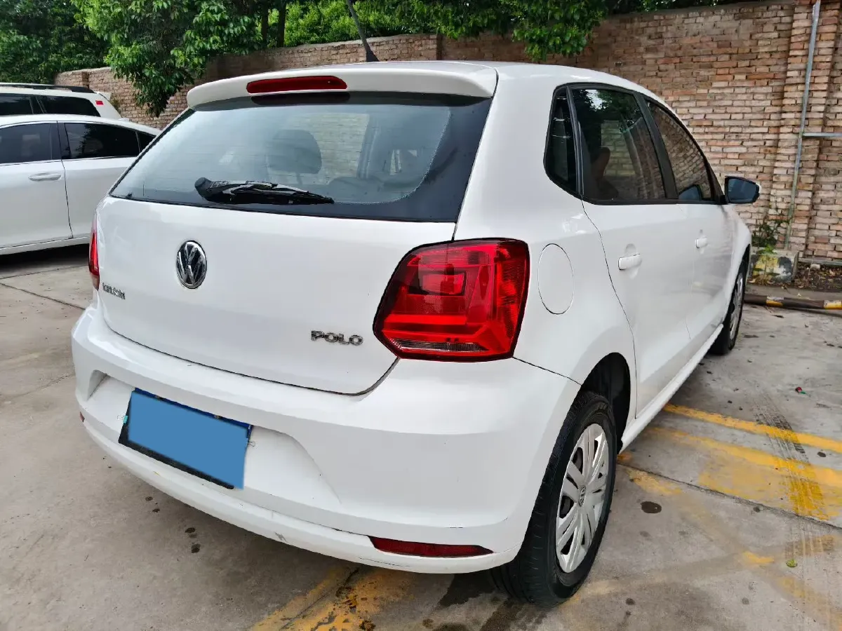 2016 Volkswagen Polo 1.4L 90HP L4 5MT,autocango,china used car exporter,china ev exporter,chinese used car exporter,chinese used ev exporter