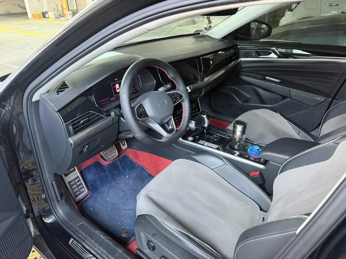 2023 Volkswagen Passat 2.0T 186HP L4 7DCT,autocango,china used car exporter,china ev exporter,chinese used car exporter,chinese used ev exporter
