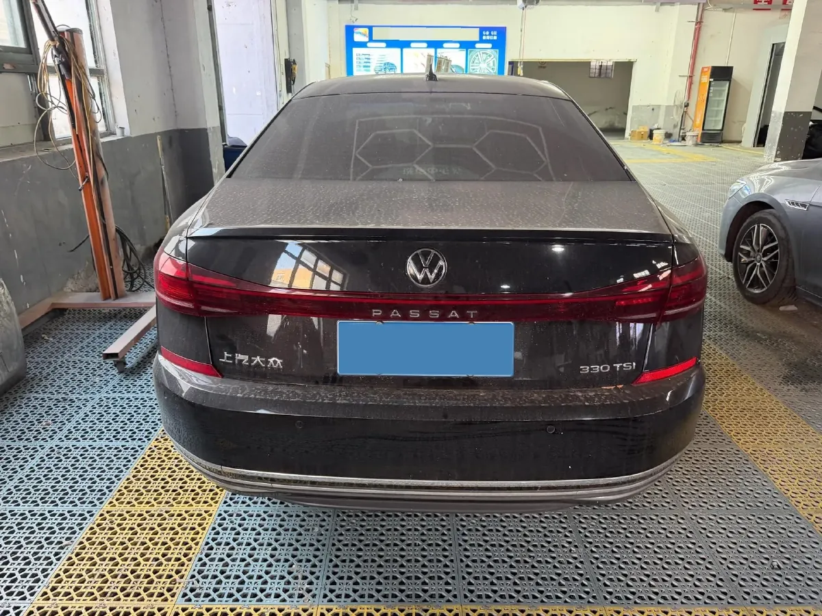 2023 Volkswagen Passat 2.0T 186HP L4 7DCT,autocango,china used car exporter,china ev exporter,chinese used car exporter,chinese used ev exporter