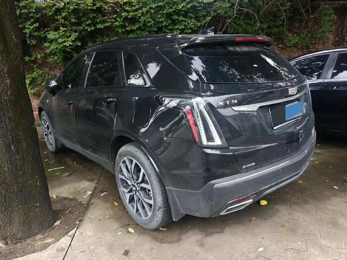 2022 Cadillac XT5 2.0T 237HP L4 9AT,autocango,china used car exporter,china ev exporter,chinese used car exporter,chinese used ev exporter