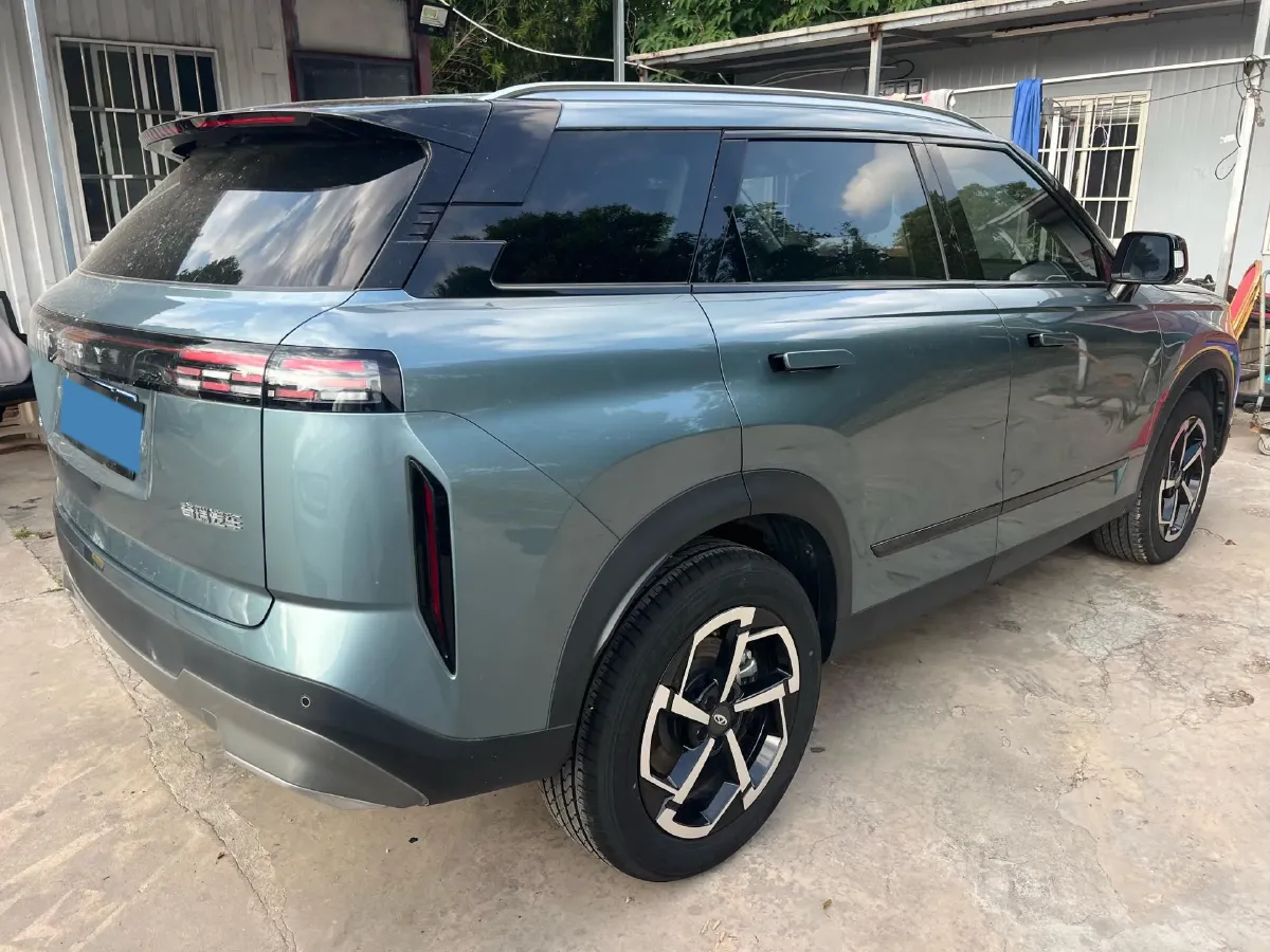 2023 Chery Exploration 06 1.6T 197HP L4 7DCT,autocango,china used car exporter,china ev exporter,chinese used car exporter,chinese used ev exporter