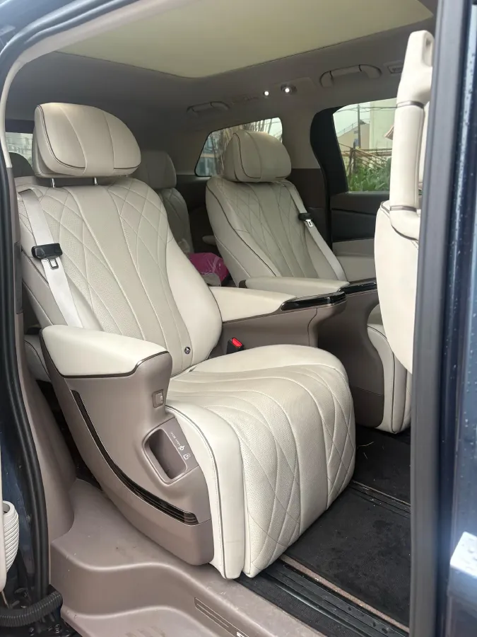 2022 HongQi HS7 3.0T 337HP V6 8AT,autocango,china used car exporter,china ev exporter,chinese used car exporter,chinese used ev exporter