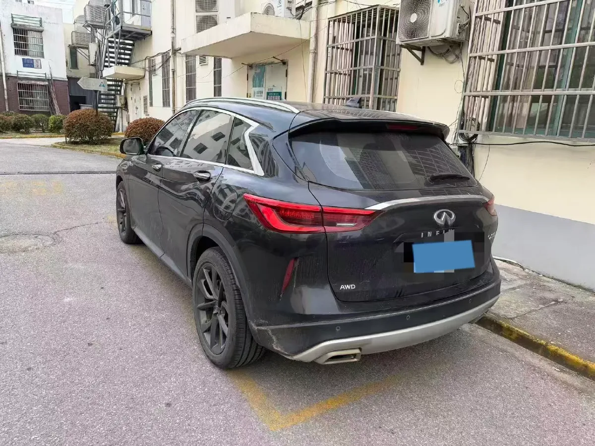 2020 Infiniti QX50 2.0T 261HP L4 CVT,autocango,china used car exporter,china ev exporter,chinese used car exporter,chinese used ev exporter
