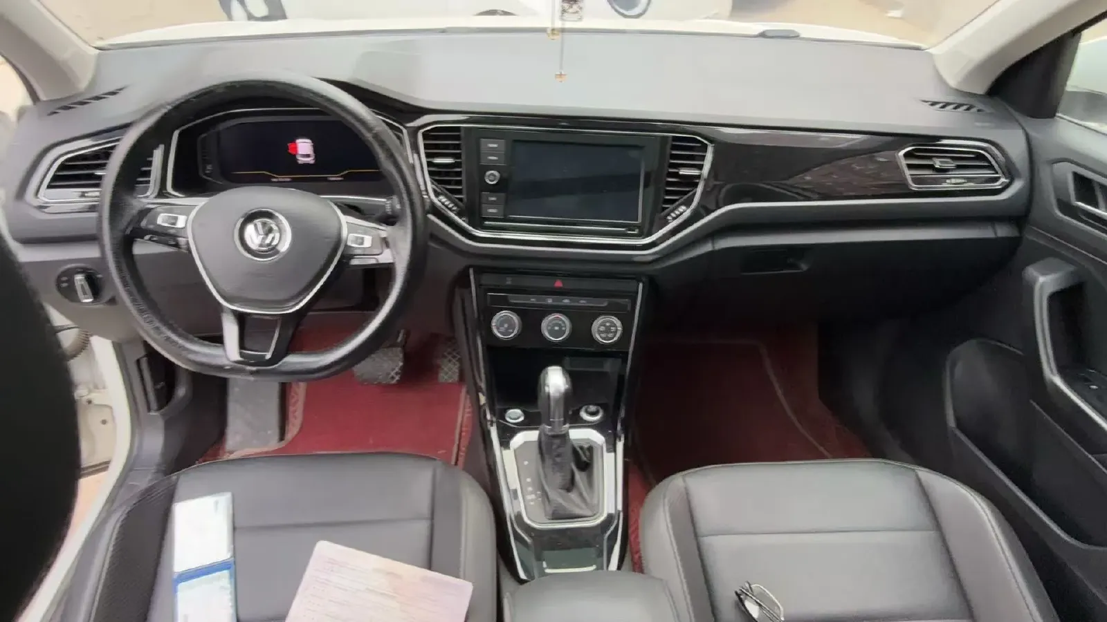 2020 Volkswagen T-Roc 1.4T 150HP L4 7DCT,autocango,china used car exporter,china ev exporter,chinese used car exporter,chinese used ev exporter