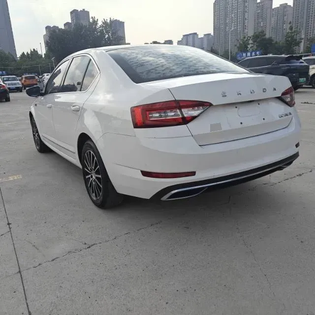 2019 Skoda Octavia 1.5L 116HP L4 6AT,autocango,china used car exporter,china ev exporter,chinese used car exporter,chinese used ev exporter