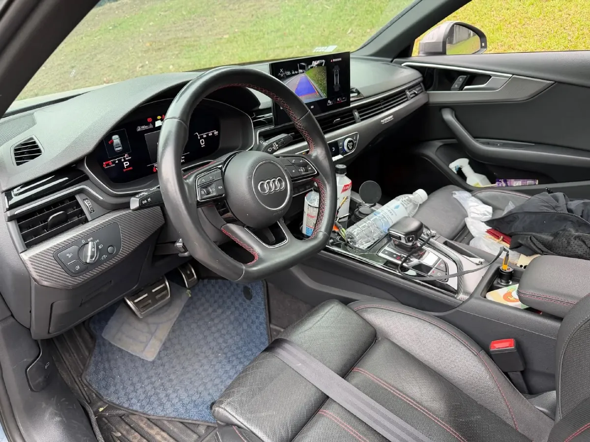 2022 Audi A4L 2.0T 190HP L4 7DCT,autocango,china used car exporter,china ev exporter,chinese used car exporter,chinese used ev exporter