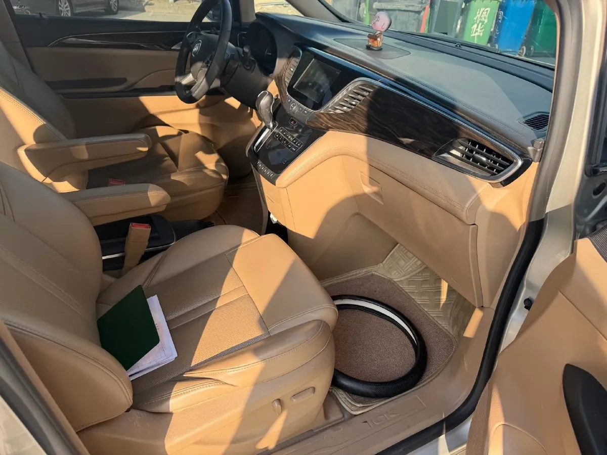 2018 Buick GL8 2.0T 260HP L4 6AT,autocango,china used car exporter,china ev exporter,chinese used car exporter,chinese used ev exporter