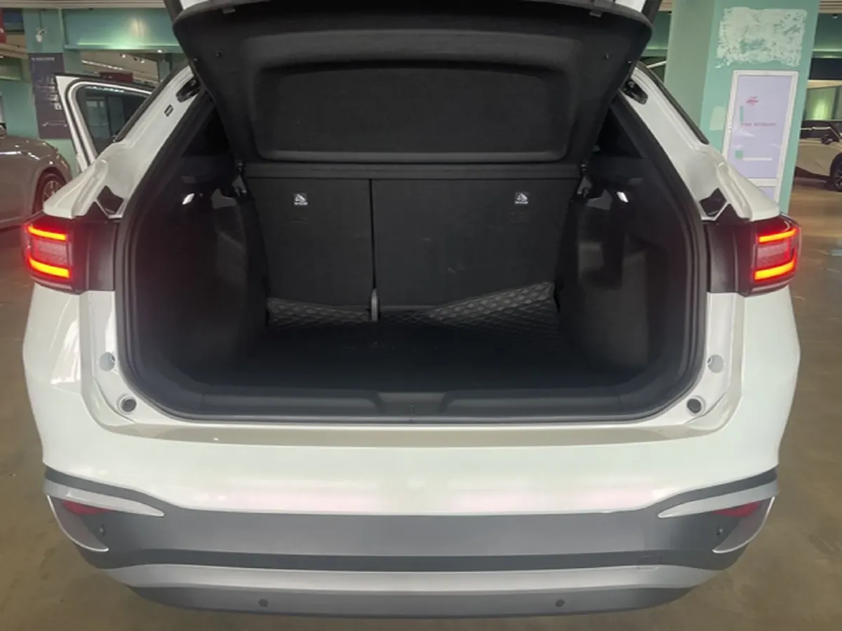 2025 Volkswagen ID.4 X BEV 52.8KWH,autocango,china used car exporter,china ev exporter,chinese used car exporter,chinese used ev exporter