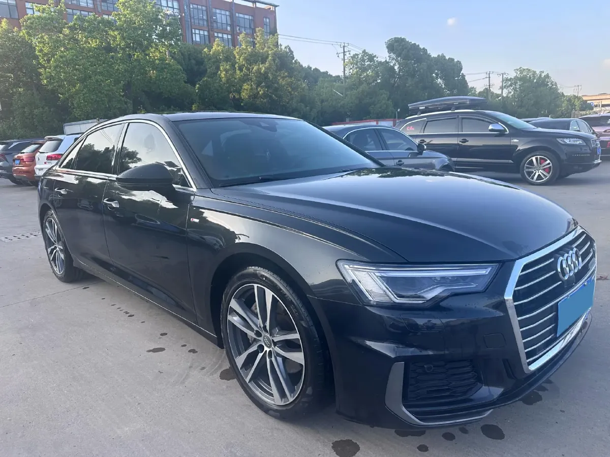 2020 Audi A6L 2.0T 190HP L4 7DCT,autocango,china used car exporter,china ev exporter,chinese used car exporter,chinese used ev exporter