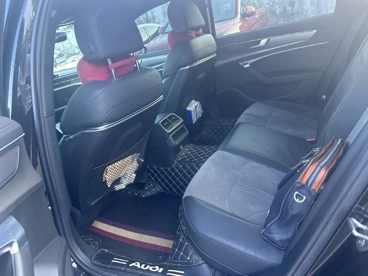 2020 Audi A6L 2.0T 190HP L4 7DCT,autocango,china used car exporter,china ev exporter,chinese used car exporter,chinese used ev exporter
