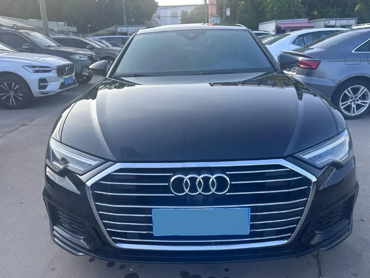 2020 Audi A6L 2.0T 190HP L4 7DCT,autocango,china used car exporter,china ev exporter,chinese used car exporter,chinese used ev exporter