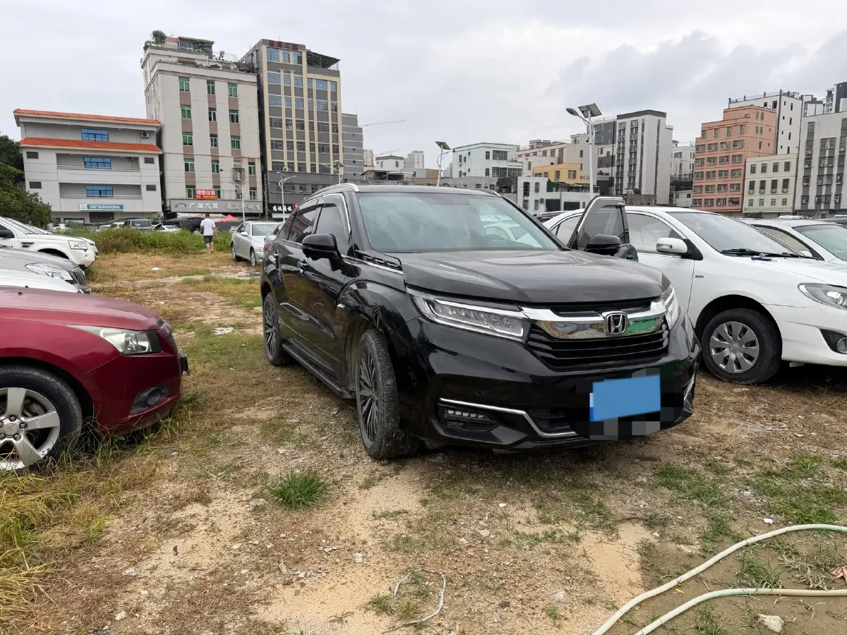 2020 Honda Avancier 2.0T 272HP L4 9AT,autocango,china used car exporter,china ev exporter,chinese used car exporter,chinese used ev exporter