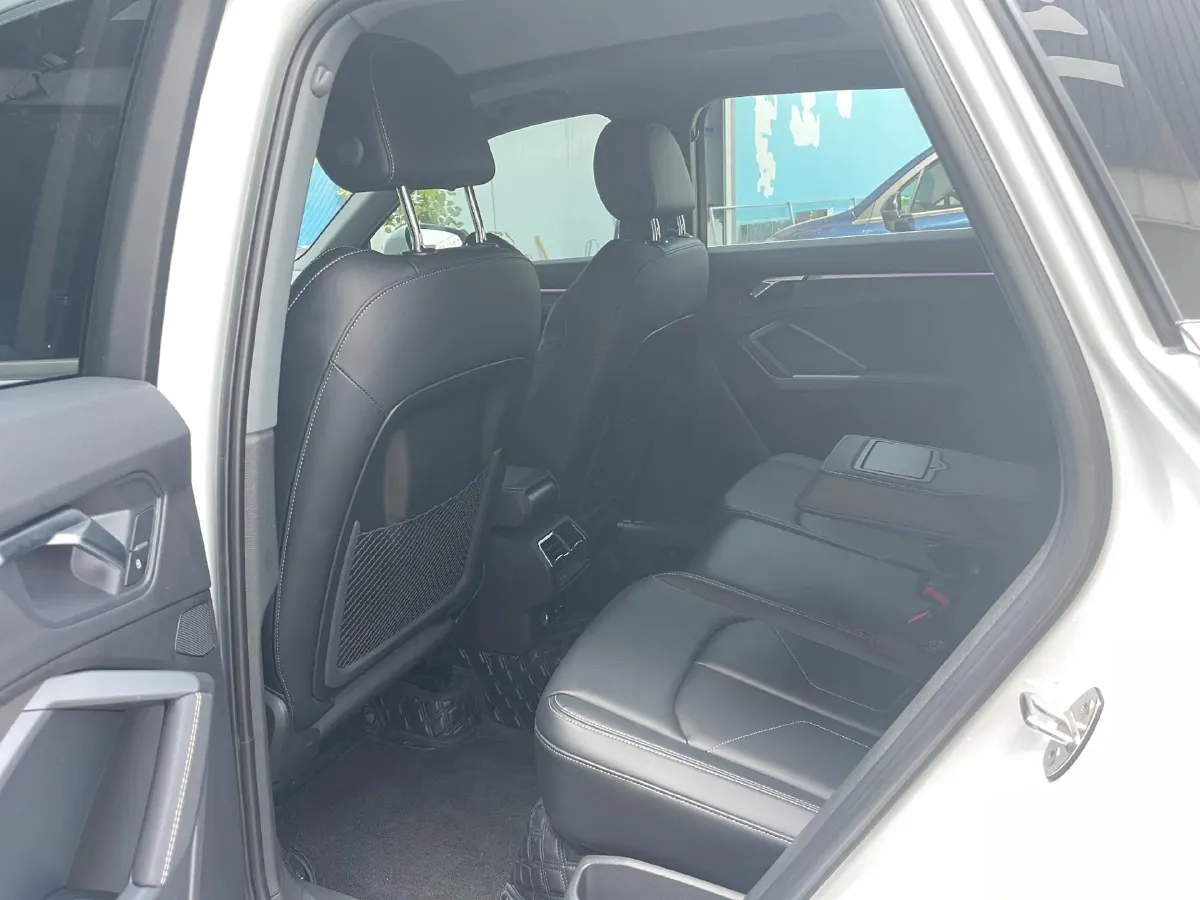 2024 Audi Q3 1.5T 160HP L4 7DCT,autocango,china used car exporter,china ev exporter,chinese used car exporter,chinese used ev exporter