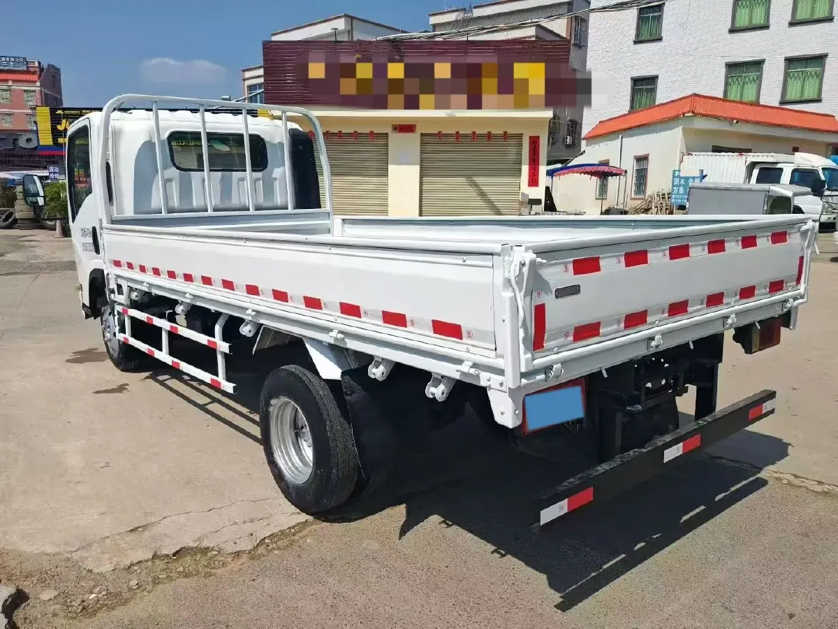 2019 MAXUS XinTu V80 2.5T 136HP L4 6MT,autocango,china used car exporter,china ev exporter,chinese used car exporter,chinese used ev exporter
