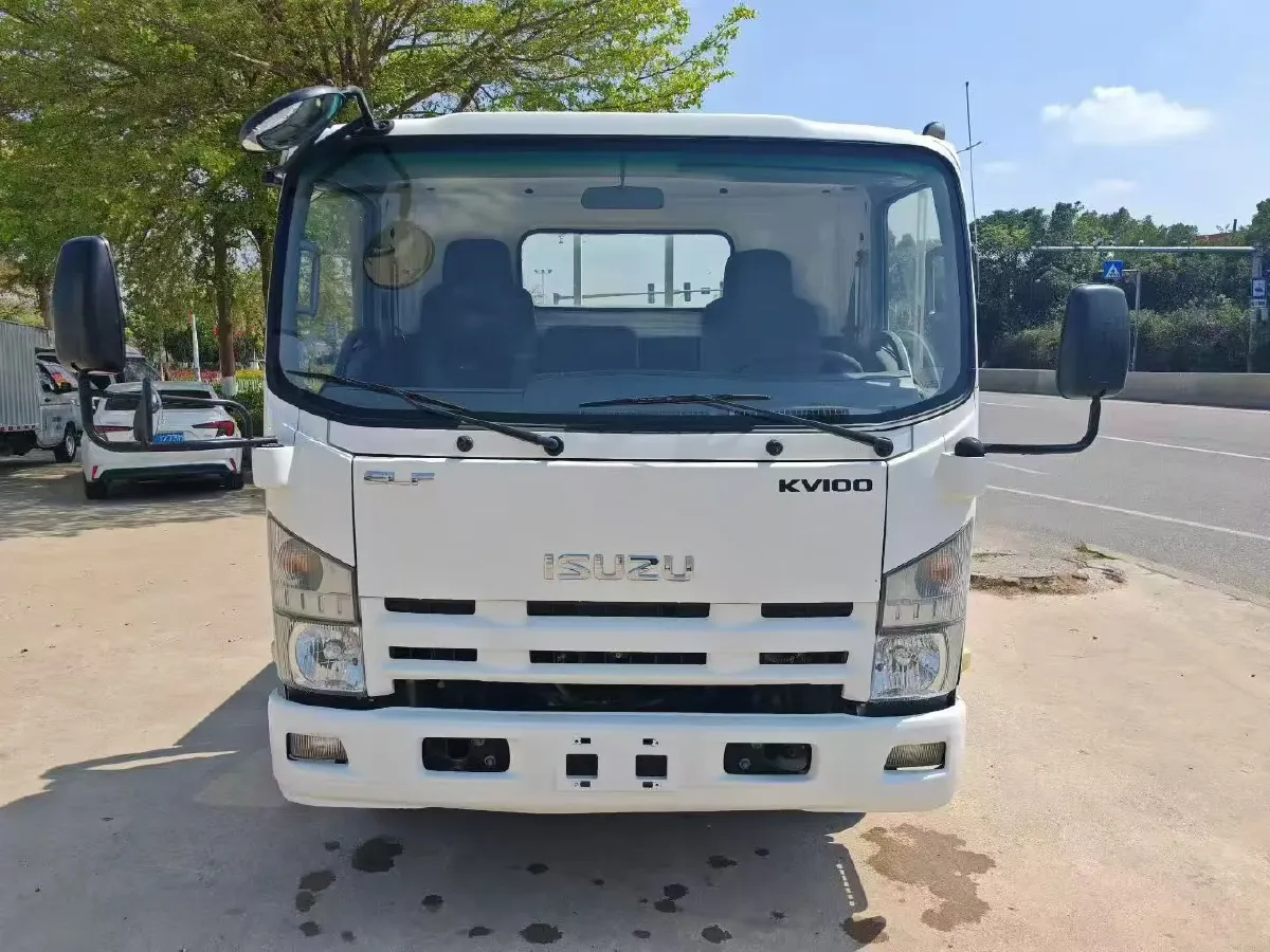 2019 MAXUS XinTu V80 2.5T 136HP L4 6MT,autocango,china used car exporter,china ev exporter,chinese used car exporter,chinese used ev exporter