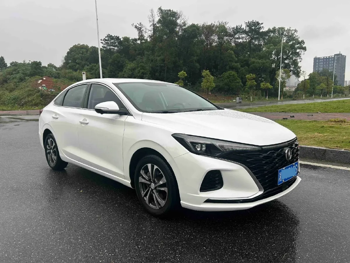 2021 ChangAn Eado 1.4T 160HP L4 7DCT,autocango,china used car exporter,china ev exporter,chinese used car exporter,chinese used ev exporter