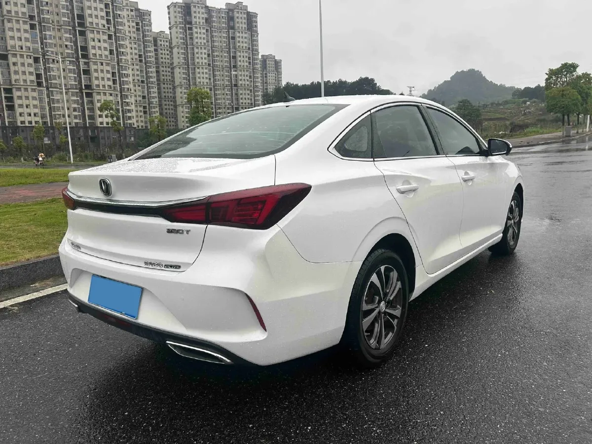 2021 ChangAn Eado 1.4T 160HP L4 7DCT,autocango,china used car exporter,china ev exporter,chinese used car exporter,chinese used ev exporter