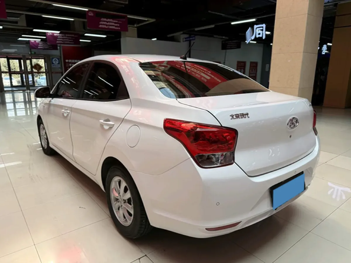 2017 Hyundai Reina 1.4L 95HP L4 4AT,autocango,china used car exporter,china ev exporter,chinese used car exporter,chinese used ev exporter