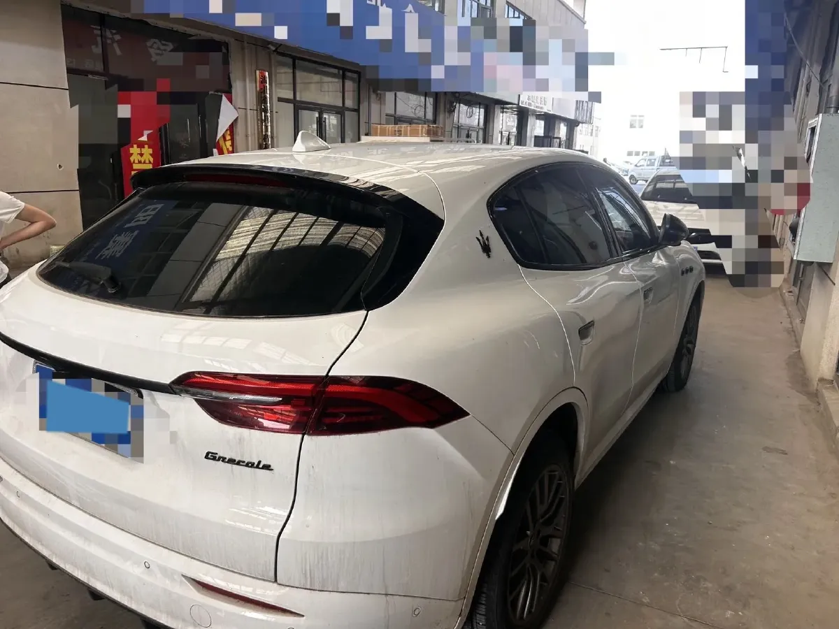 2022 Maserati Levante 2.0T 330HP L4 8AT,autocango,china used car exporter,china ev exporter,chinese used car exporter,chinese used ev exporter