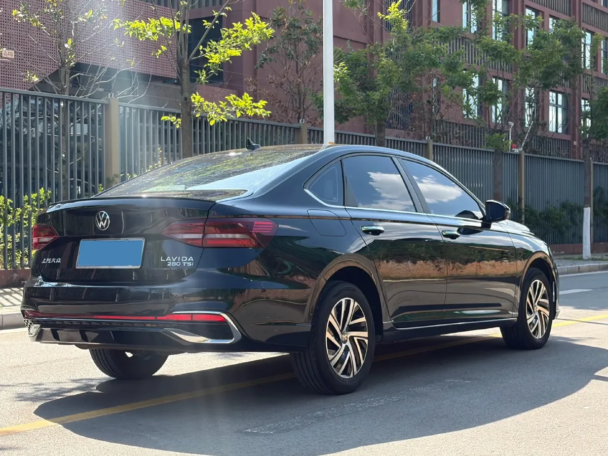 2023 Volkswagen Lavida 1.4T 150HP L4 7DCT,autocango,china used car exporter,china ev exporter,chinese used car exporter,chinese used ev exporter