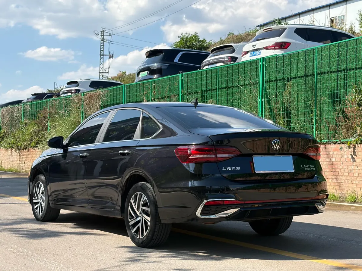 2023 Volkswagen Lavida 1.4T 150HP L4 7DCT,autocango,china used car exporter,china ev exporter,chinese used car exporter,chinese used ev exporter