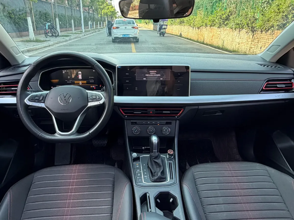 2023 Volkswagen Lavida 1.4T 150HP L4 7DCT,autocango,china used car exporter,china ev exporter,chinese used car exporter,chinese used ev exporter