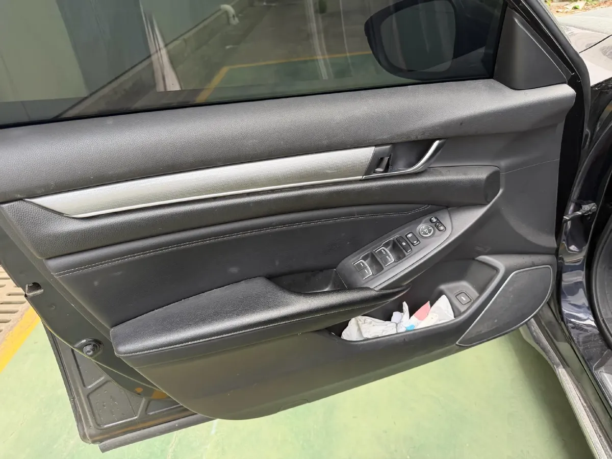 2021 Honda Accord 1.5T 194HP L4 CVT,autocango,china used car exporter,china ev exporter,chinese used car exporter,chinese used ev exporter